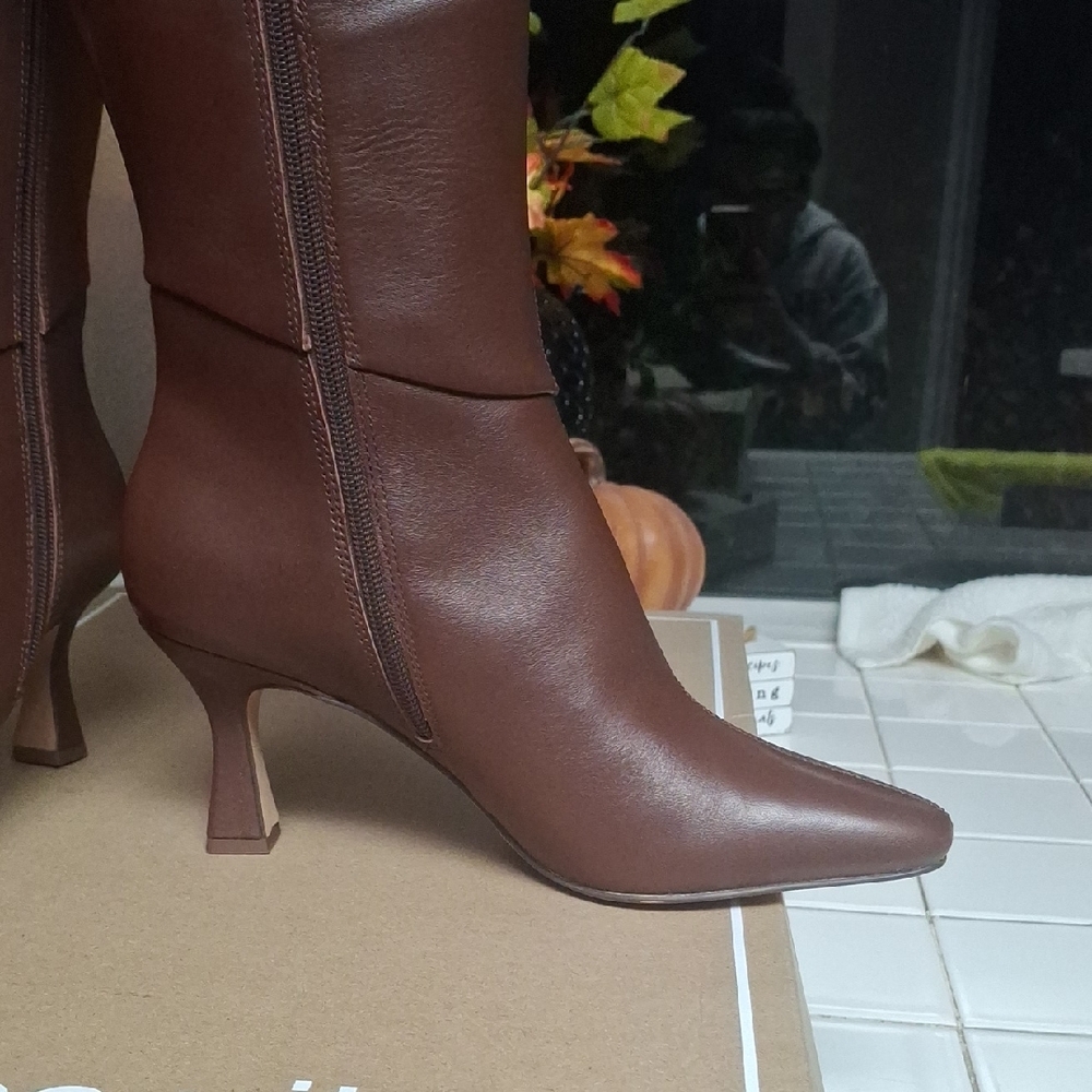 Dolce Vita Brown Over the Knee Boots - Picture 3 of 5